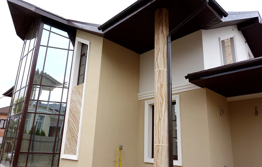 гибкий камень на фасаде